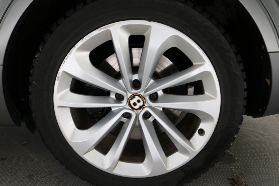 Bentley Bentayga vaihtoauto