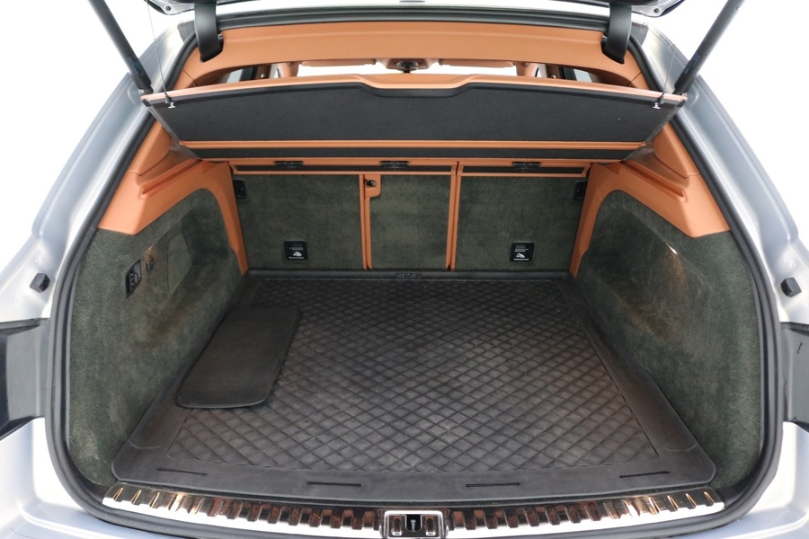 Bentley Bentayga vaihtoauto