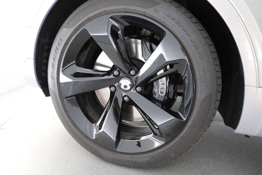 Bentley Bentayga vaihtoauto