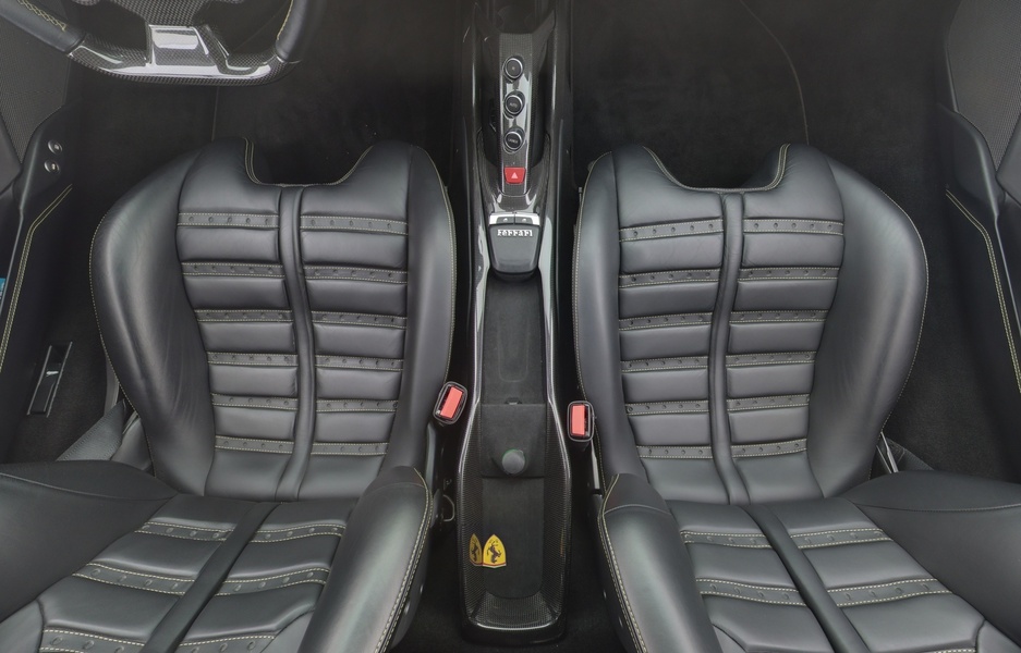 Ferrari 488 vaihtoauto