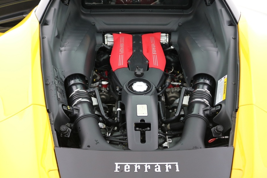 Ferrari 488 vaihtoauto