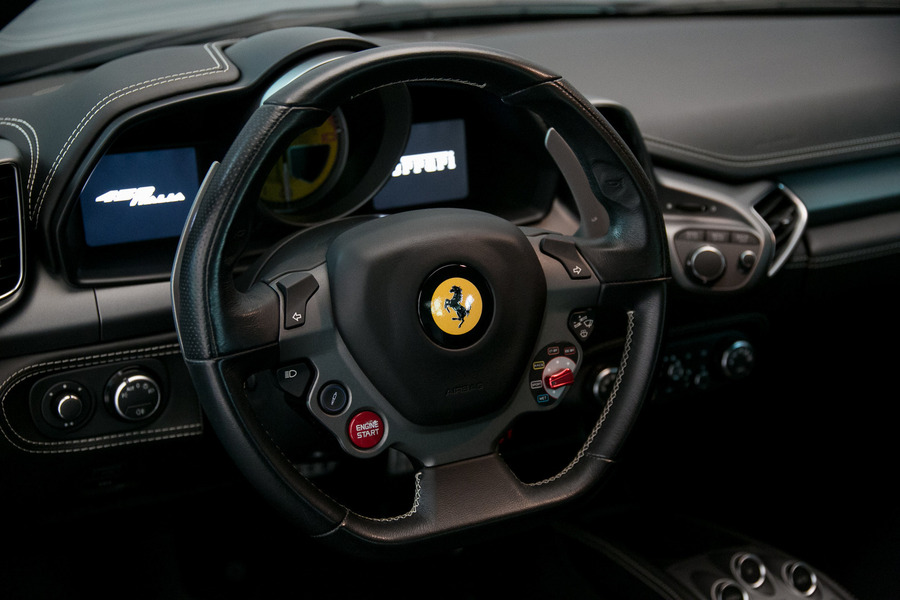 Ferrari 458 vaihtoauto