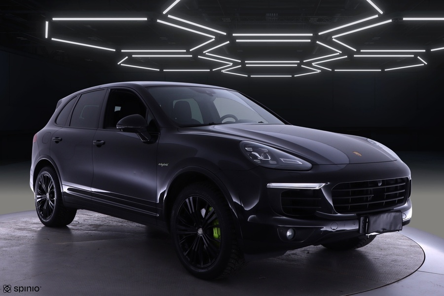 Porsche Cayenne vaihtoauto