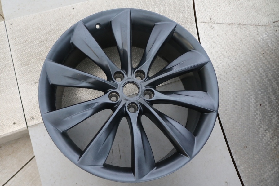 Tesla Model S vaihtoauto