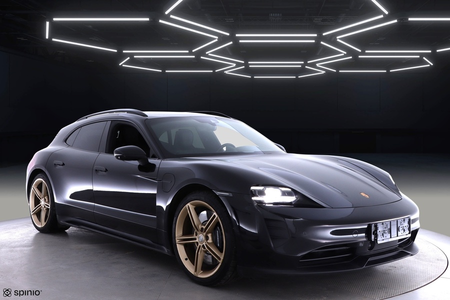 Porsche Taycan vaihtoauto