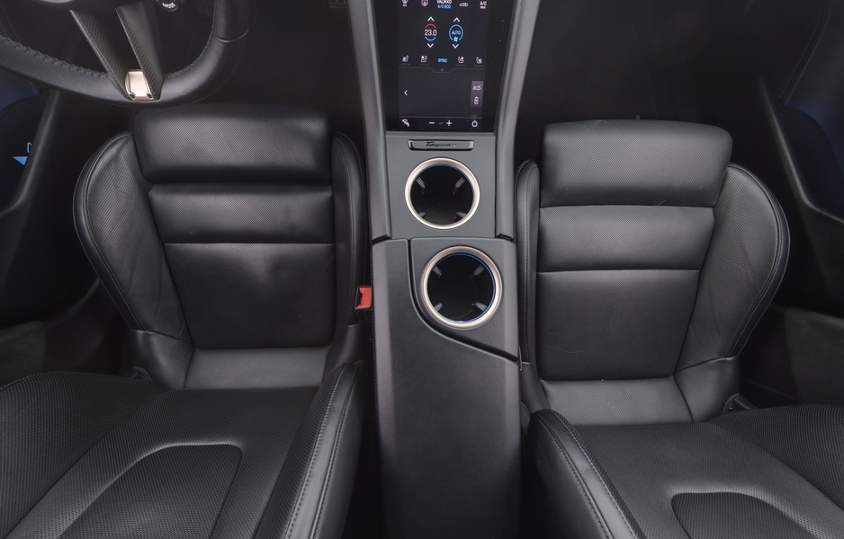 Porsche Taycan vaihtoauto