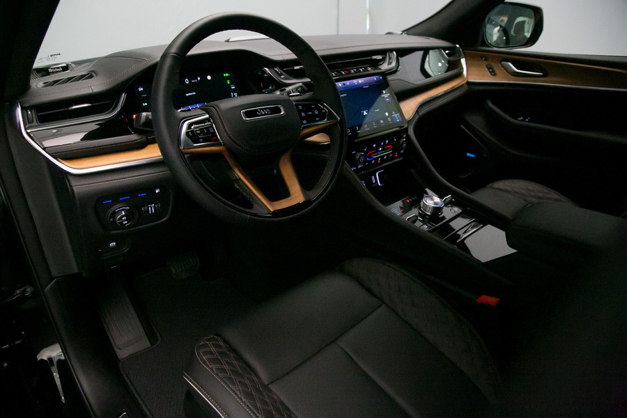 Jeep Grand Cherokee vaihtoauto