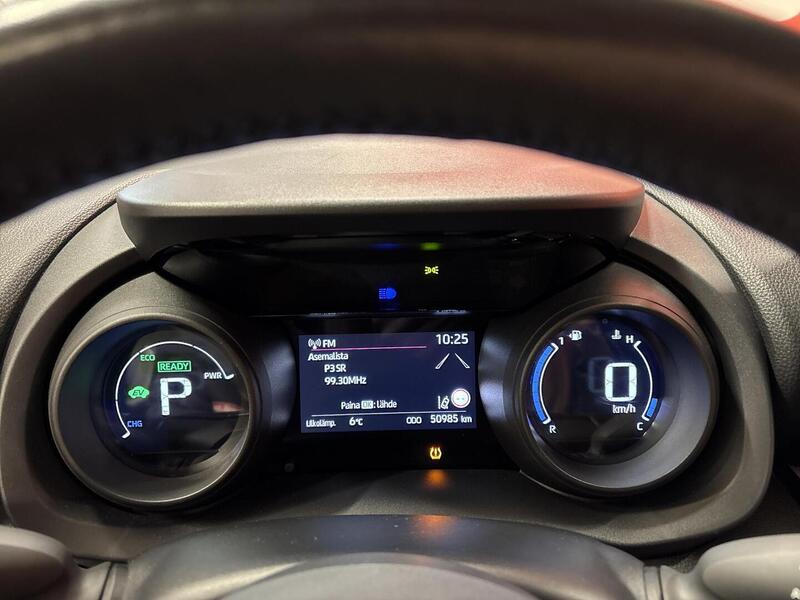 Toyota Yaris Cross vaihtoauto