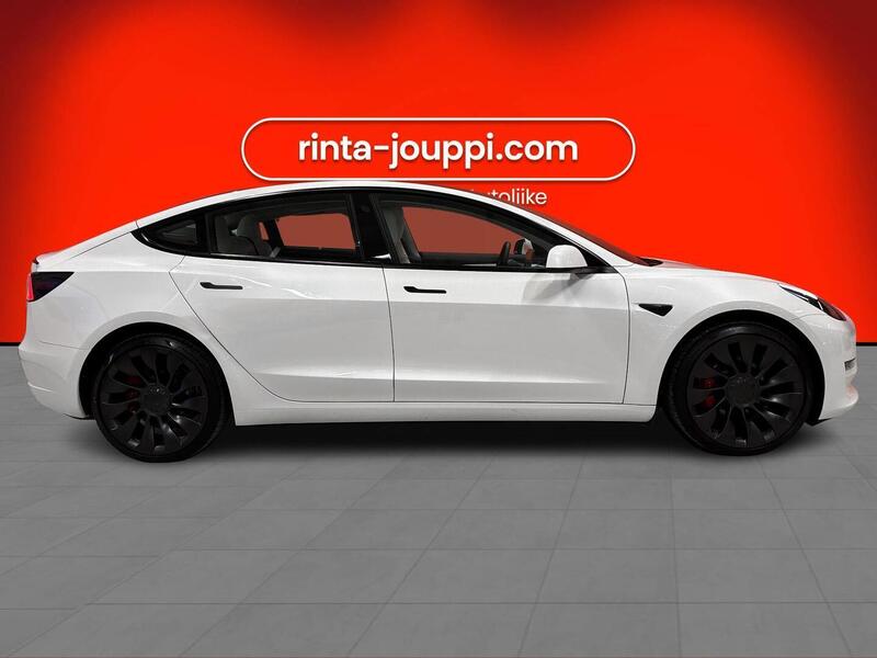 Tesla Model 3 vaihtoauto