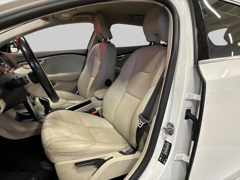 Volvo V40 vaihtoauto