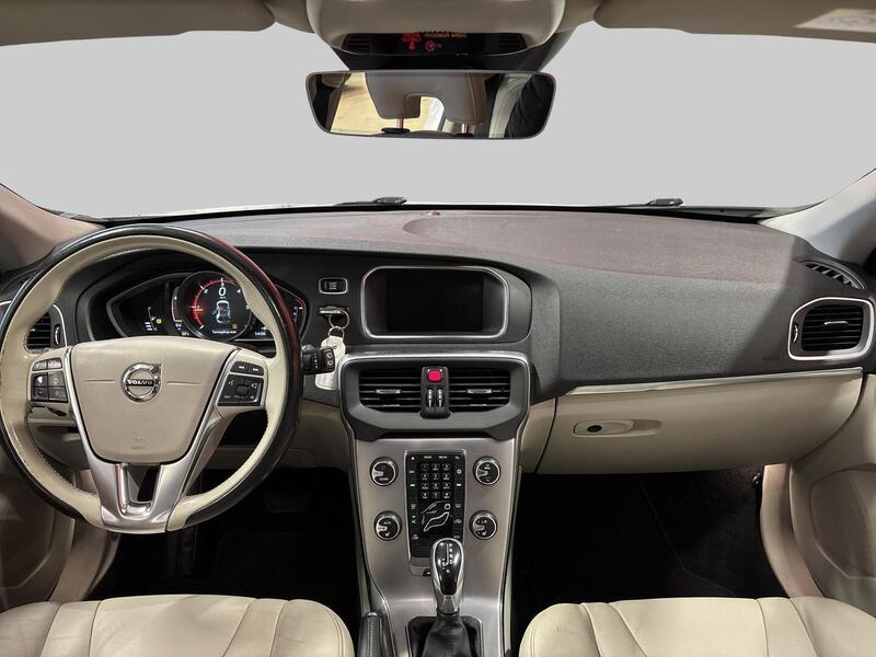 Volvo V40 vaihtoauto