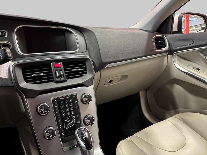 Volvo V40 vaihtoauto