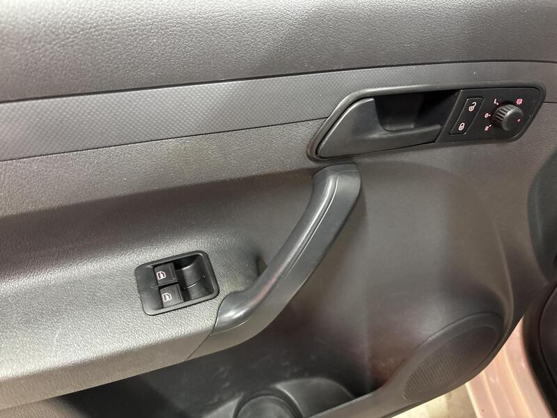 Volkswagen Caddy vaihtoauto