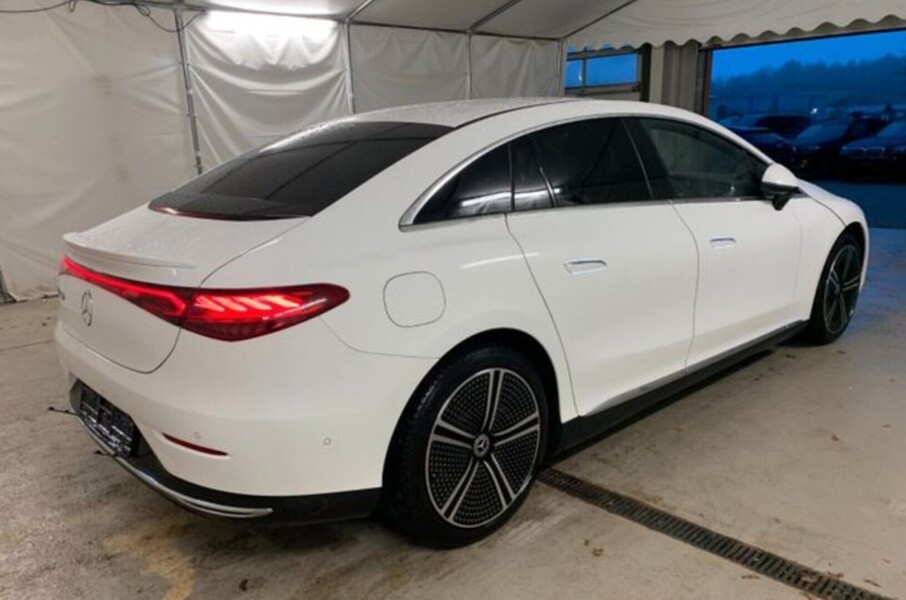 Mercedes-Benz EQE vaihtoauto