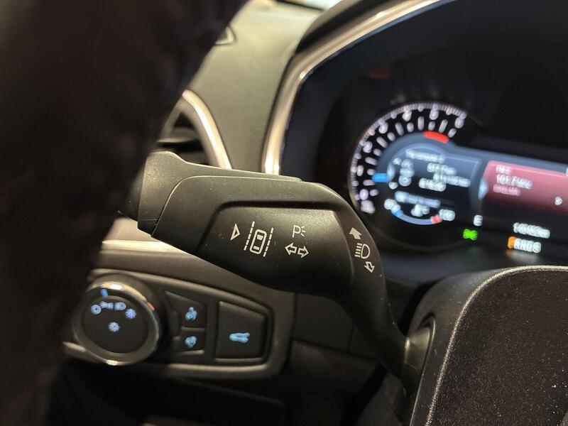 Ford Edge vaihtoauto