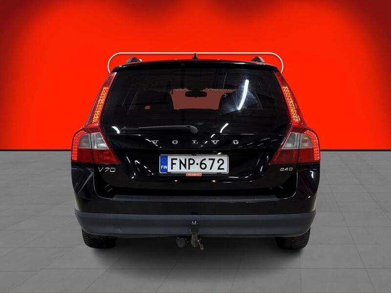 Volvo V70 vaihtoauto