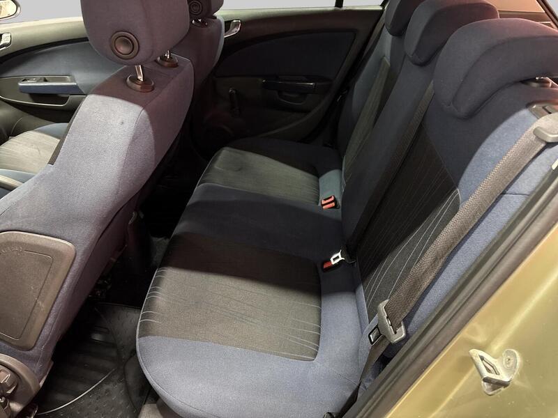 Opel Corsa vaihtoauto