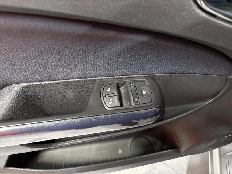 Opel Corsa vaihtoauto