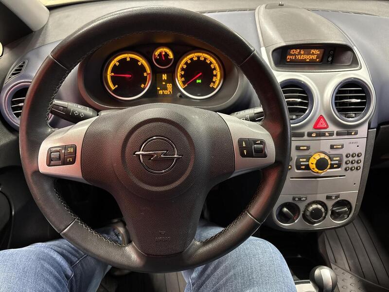 Opel Corsa vaihtoauto