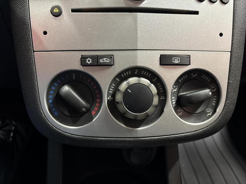 Opel Corsa vaihtoauto