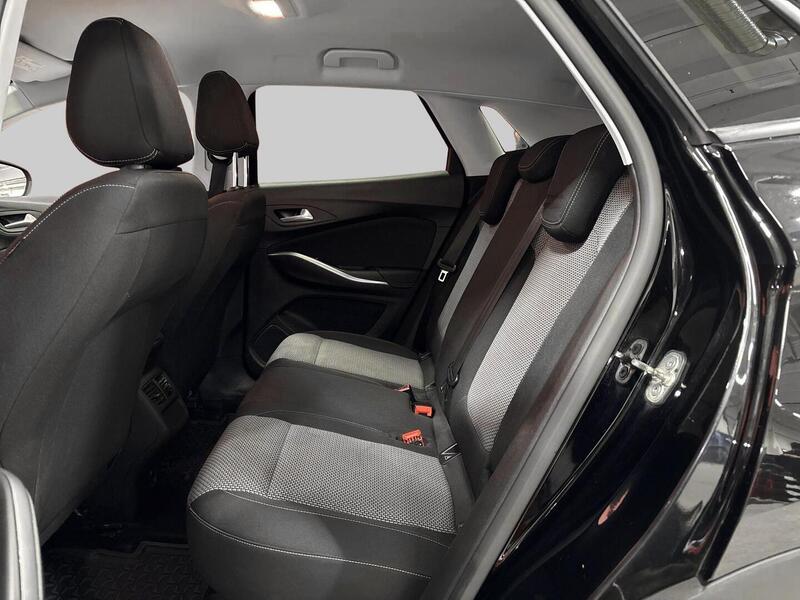 Opel Grandland X vaihtoauto