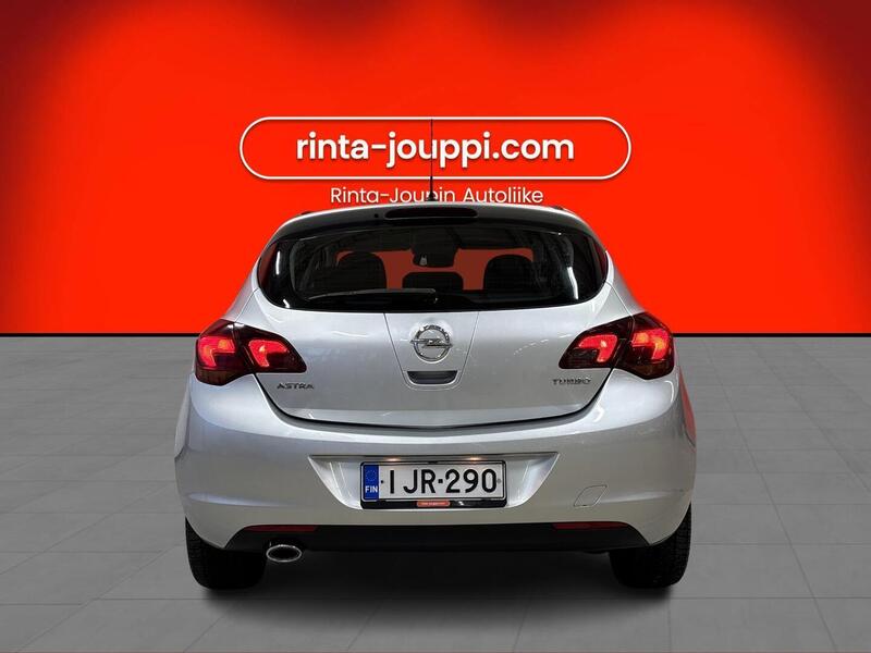 Opel Astra vaihtoauto