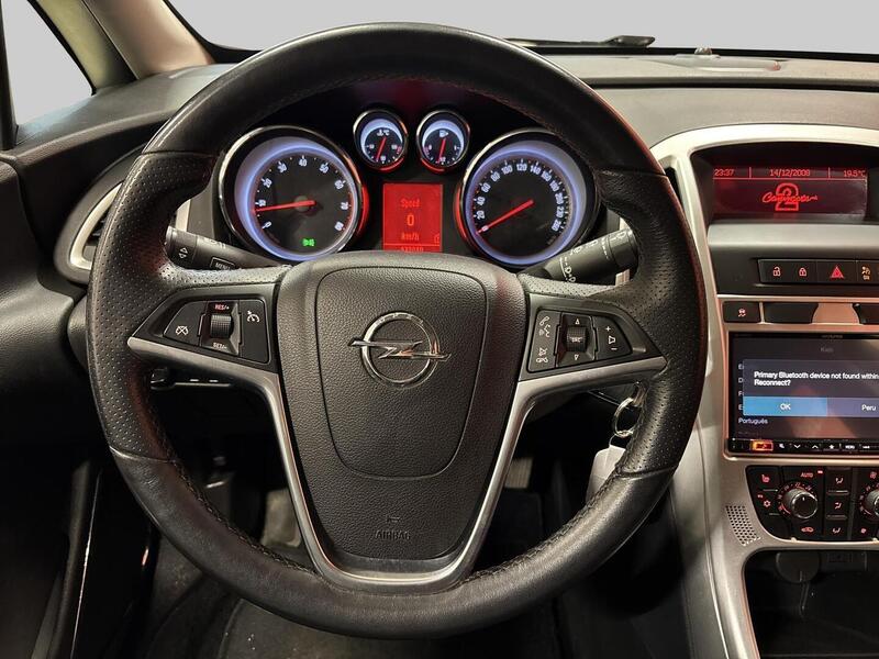 Opel Astra vaihtoauto