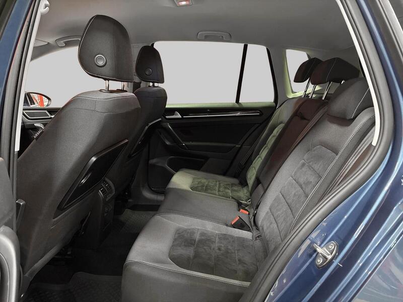 Volkswagen Golf Sportsvan vaihtoauto