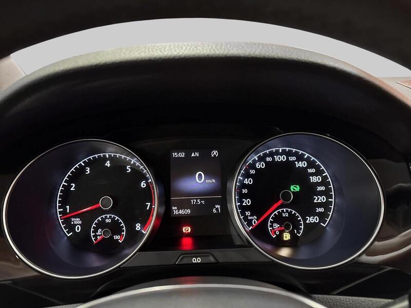 Volkswagen Golf Sportsvan vaihtoauto