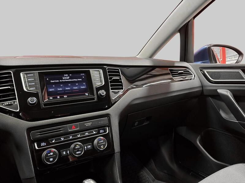 Volkswagen Golf Sportsvan vaihtoauto