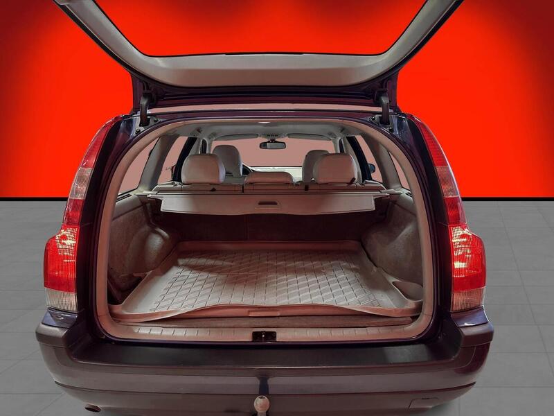 Volvo V70 vaihtoauto