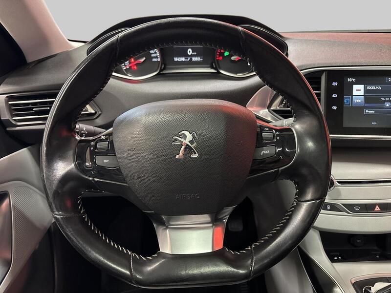 Peugeot 308 vaihtoauto