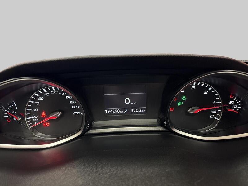 Peugeot 308 vaihtoauto