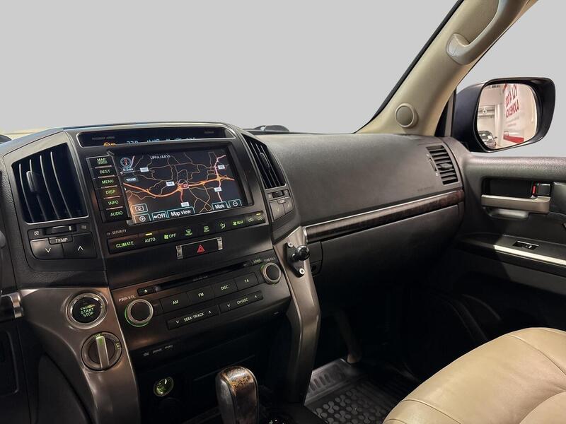 Toyota Land Cruiser vaihtoauto