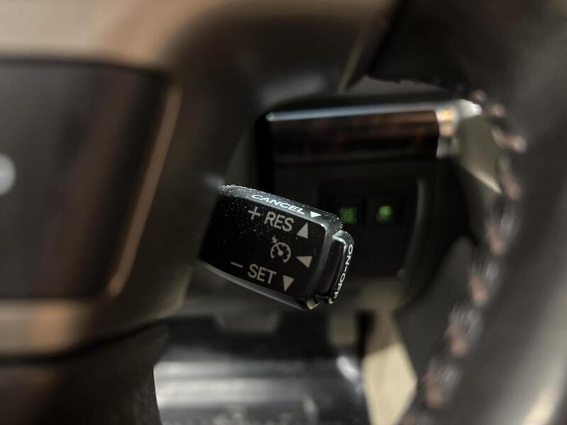 Toyota Land Cruiser vaihtoauto