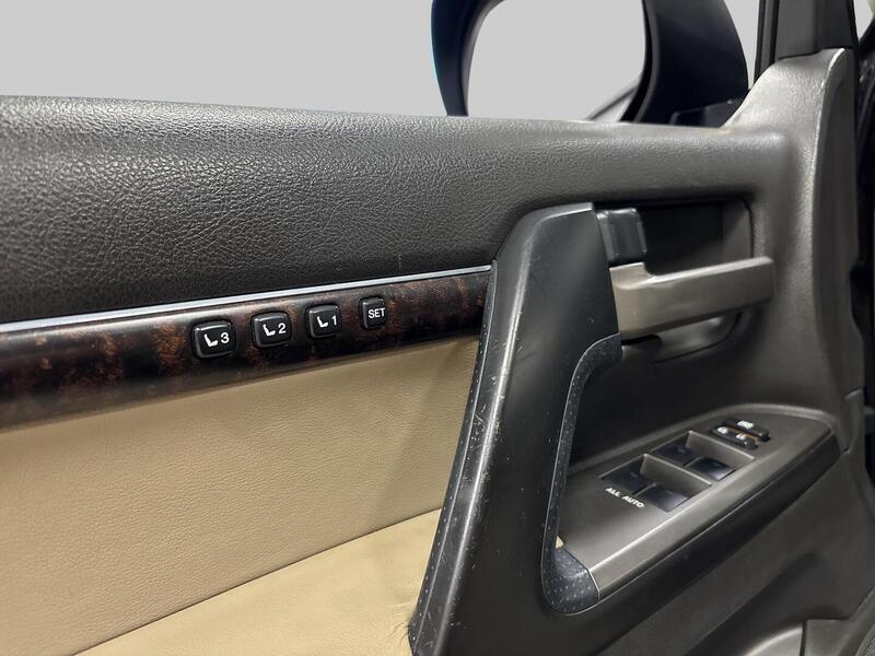 Toyota Land Cruiser vaihtoauto