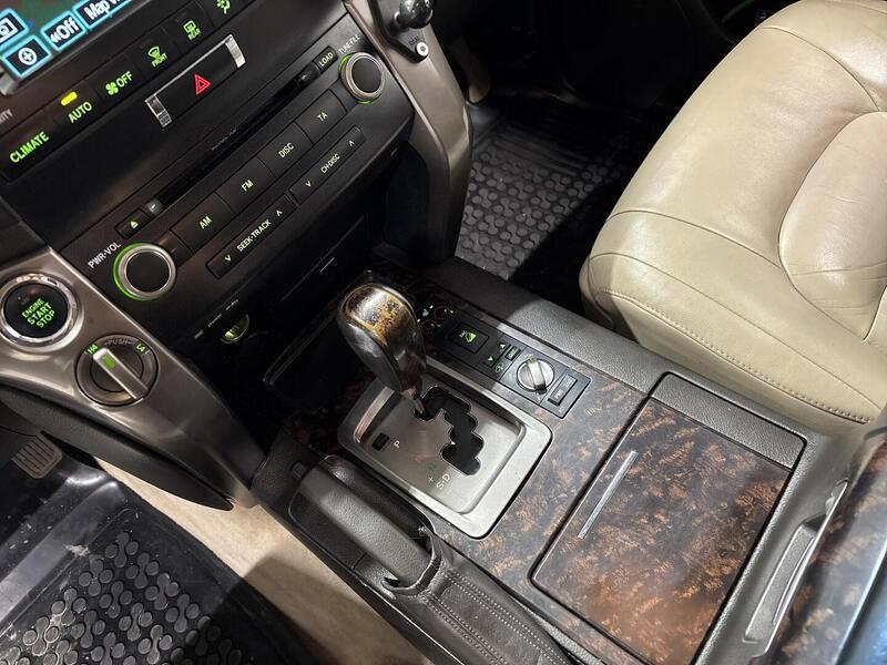 Toyota Land Cruiser vaihtoauto