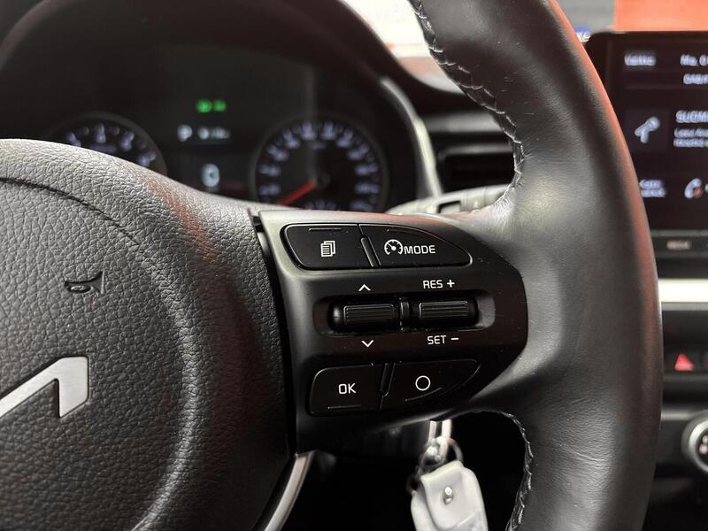 Kia Stonic vaihtoauto