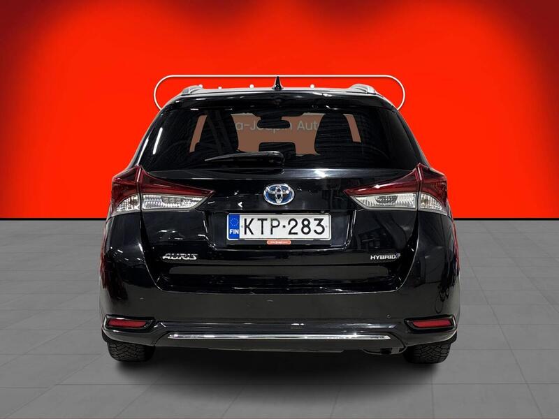 Toyota Auris vaihtoauto