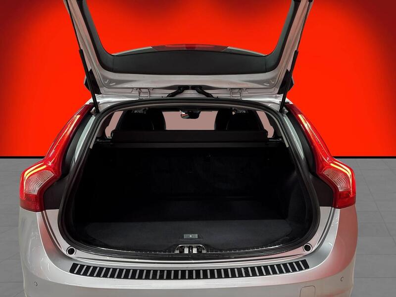 Volvo V60 Cross Country vaihtoauto