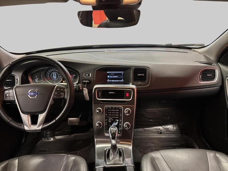 Volvo V60 Cross Country vaihtoauto