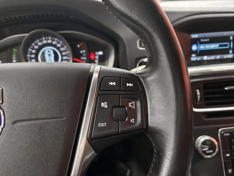 Volvo V60 Cross Country vaihtoauto