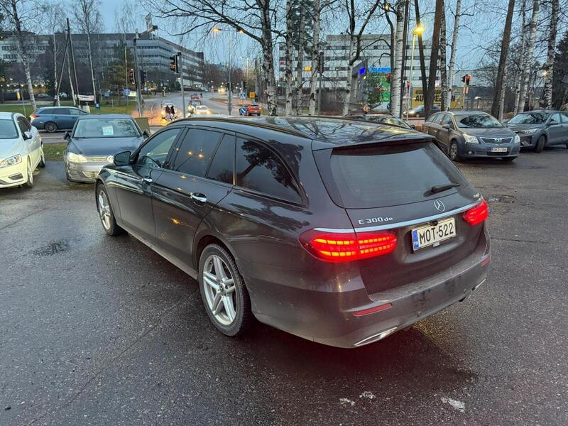 Mercedes-Benz E vaihtoauto