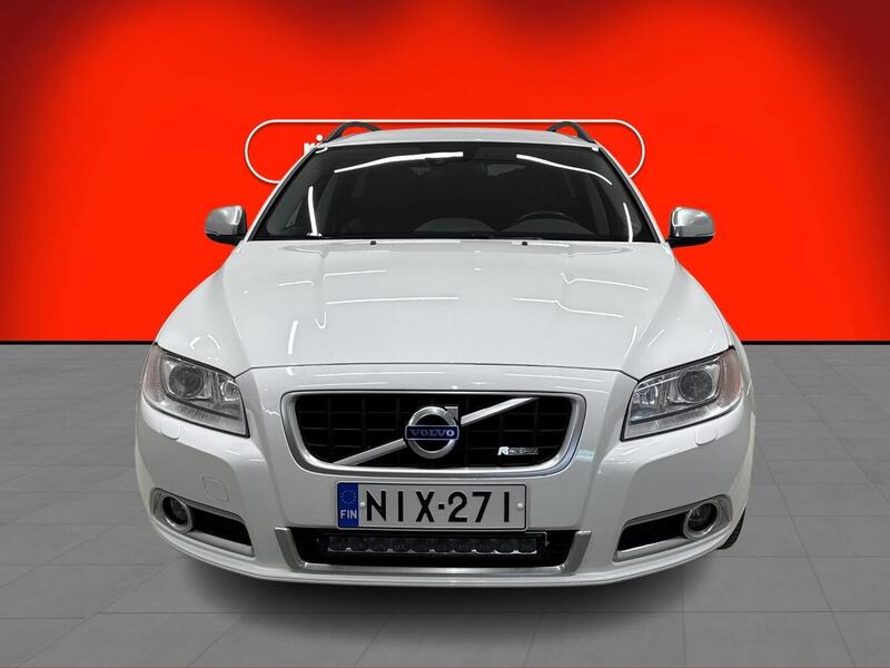 Volvo V70 vaihtoauto