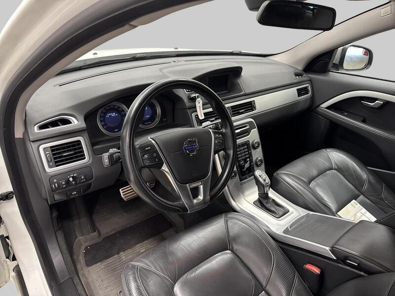 Volvo V70 vaihtoauto