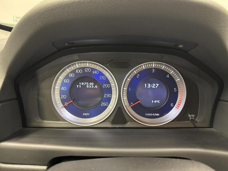 Volvo V70 vaihtoauto