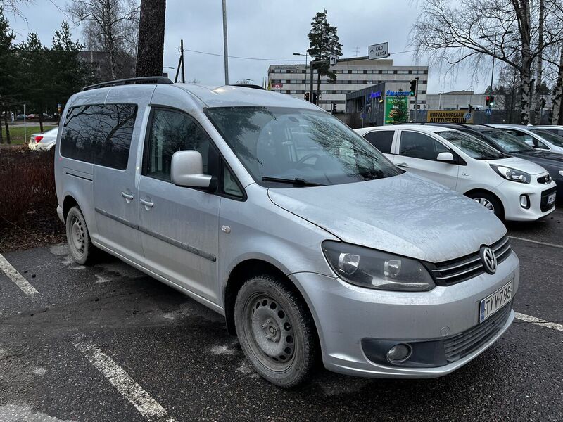 Volkswagen Caddy Maxi vaihtoauto