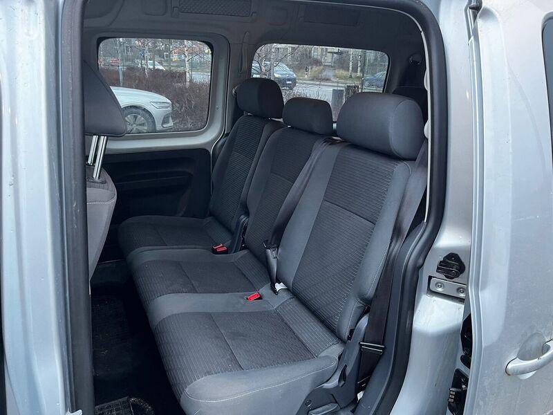 Volkswagen Caddy Maxi vaihtoauto