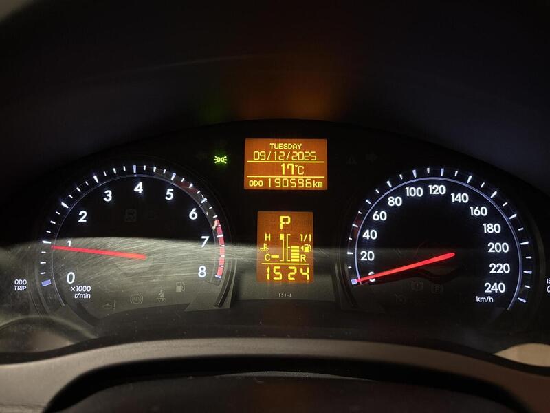 Toyota Avensis vaihtoauto