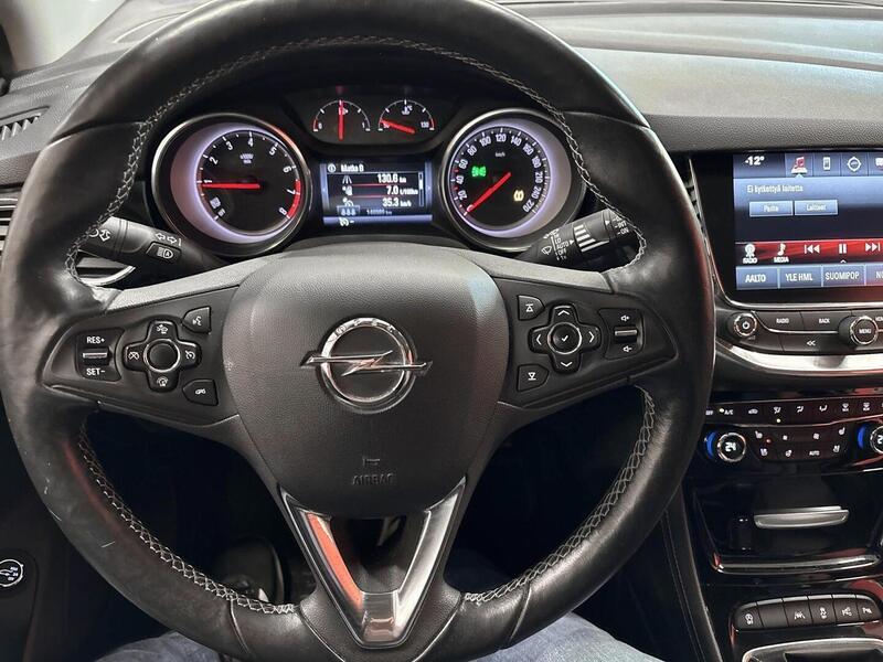 Opel Astra vaihtoauto